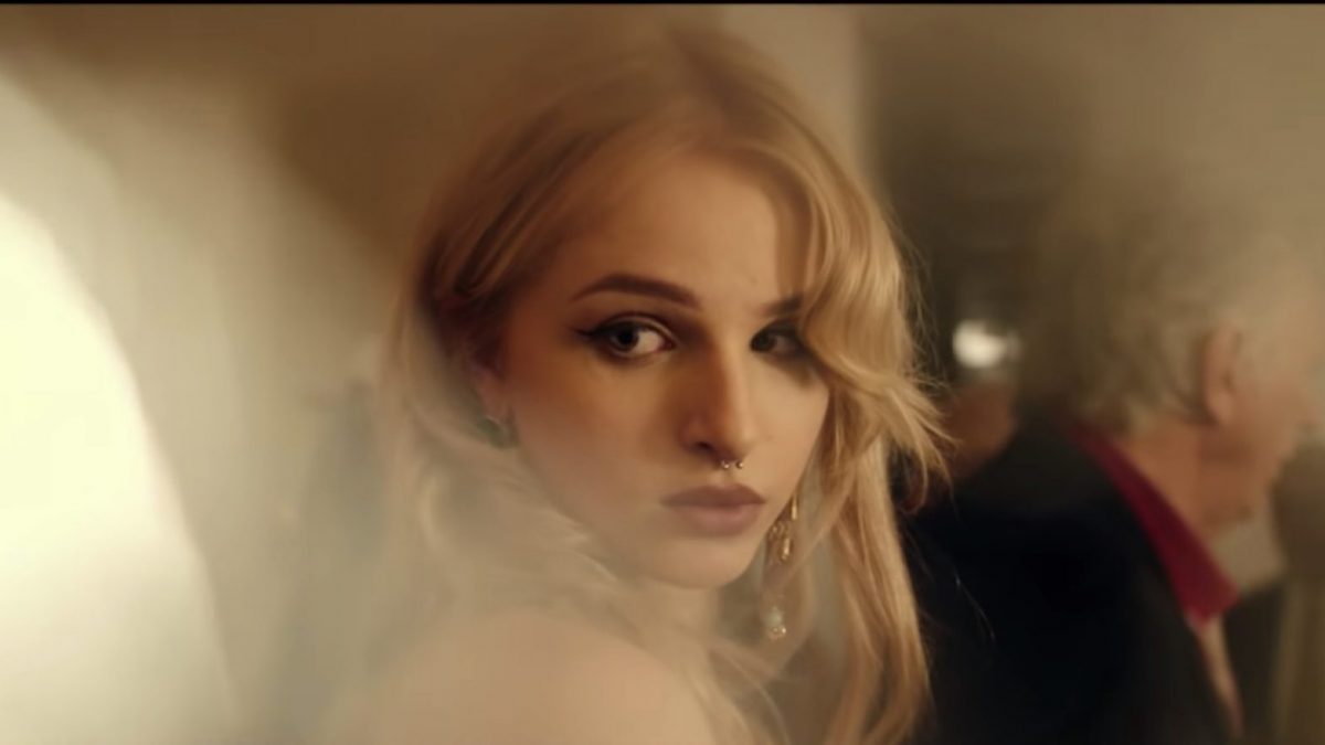 Szenenbild aus der SAT.1-Produktion Jung, blond, tot